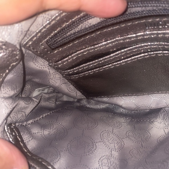 NWT Authentic Michael Kors wristlet clutch - Picture 11 of 15